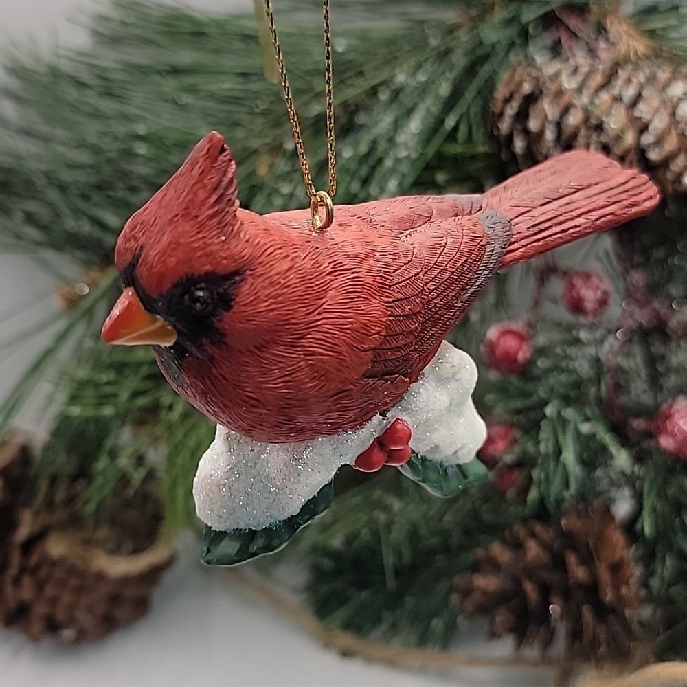 Danbury Mint Christmas Songbird Ornament Cardinal Retired